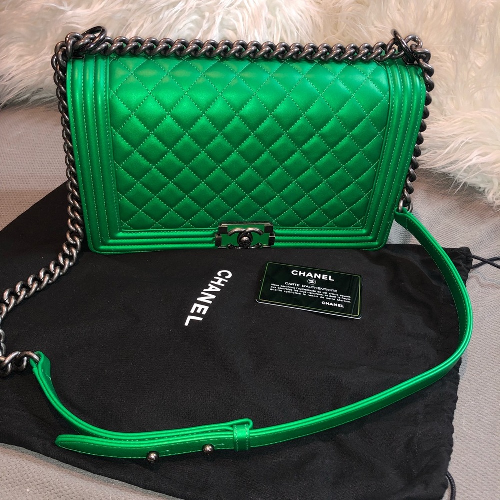 ➡️SOLD Chanel Calfskin Medium Boy